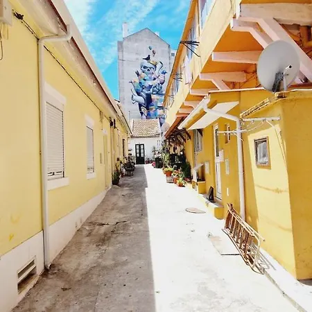 アパート Marvila Village